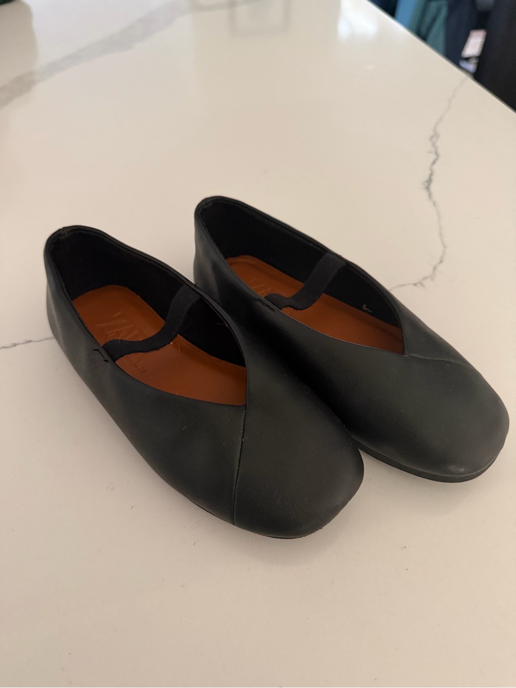 Toddler Girls Classic Black Slip-On Ballet Flats
